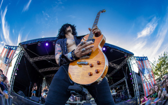 Guns 2 Roses promotional photo