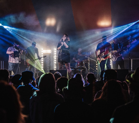 Autumn Red promotional photo